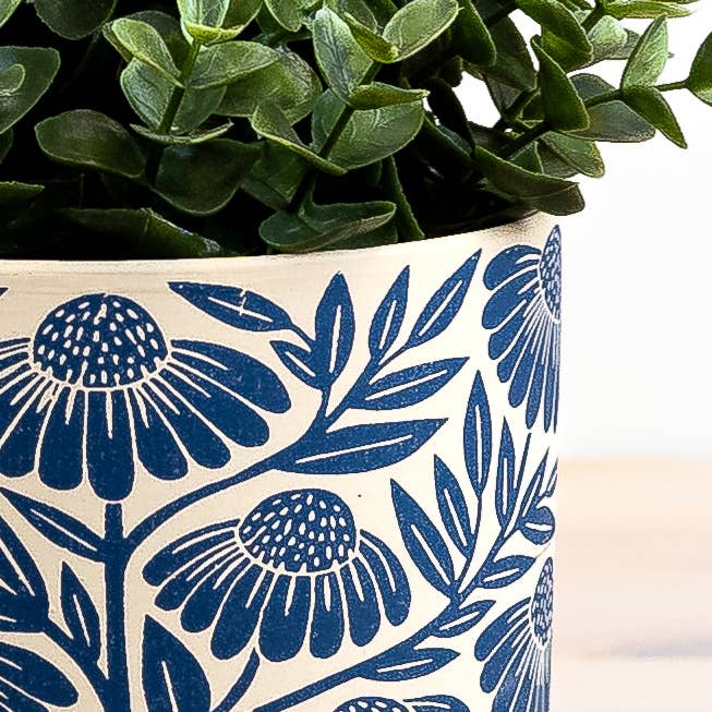 Small Flower Design Planter, 10.5cm