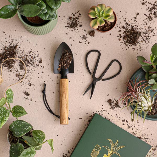 Urban Gardener Mini Trowel and Scissor Set